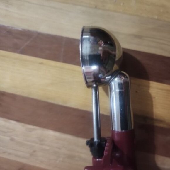 Zeroll cookie dough  Scoop Series S4000 NSF #40 Universal EZ Disher USA  1 1/2” - Picture 5 of 11
